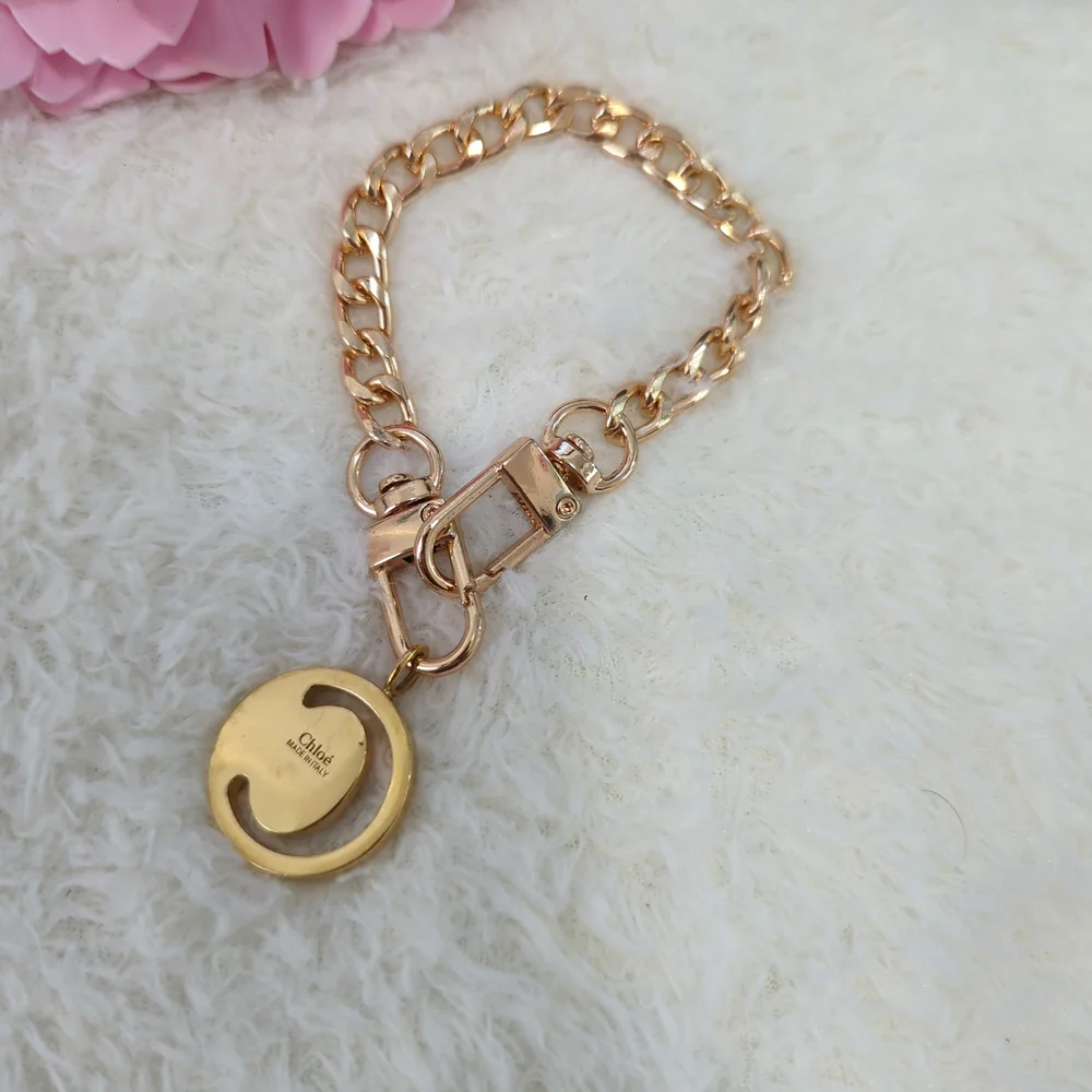 Authentic Chloe' charm Pendant Charm With Generic Chain And Fragrance Sample - Picture 4 of 8